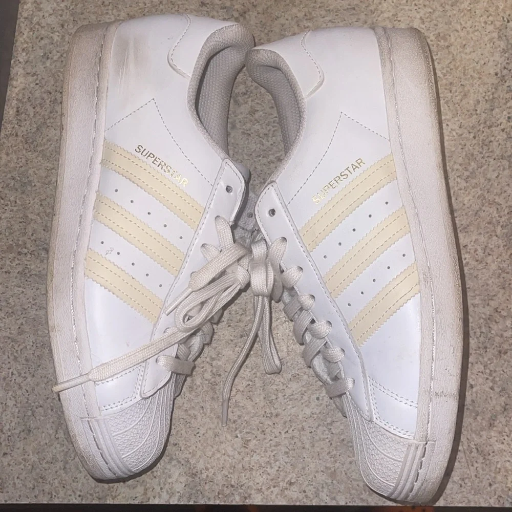 Mens Adidas superstar size 8